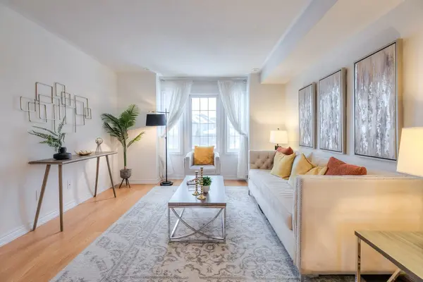 9922 Mccowan RD, Markham, ON L3P 3J3