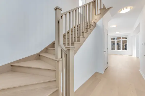 Barrie, ON L9J 0K5,58 Sagewood AVE