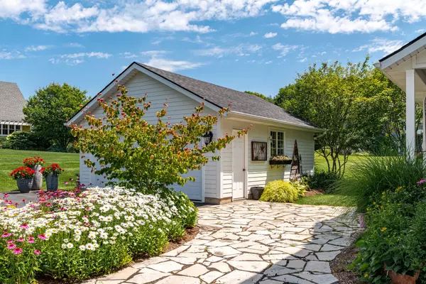 Fort Erie, ON L0S 1B0,4900 South Shore RD