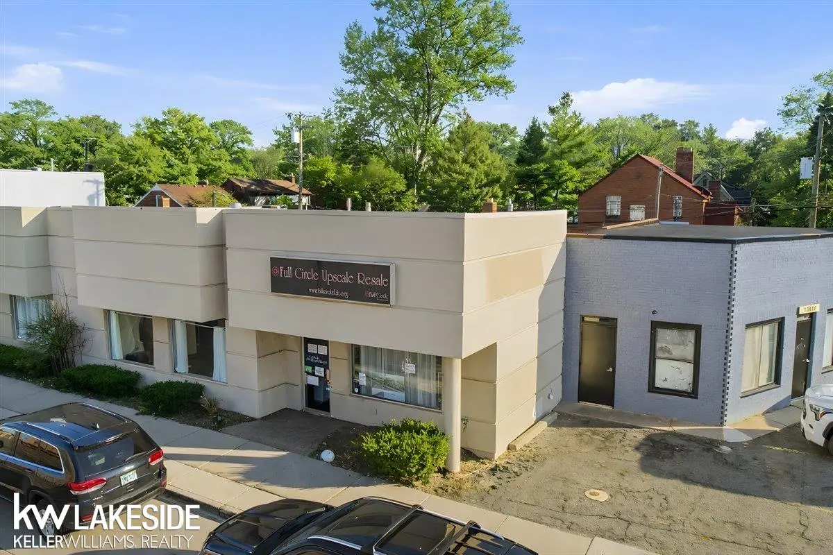 17006 Mack AVE, Grosse Pointe Park, MI 48230