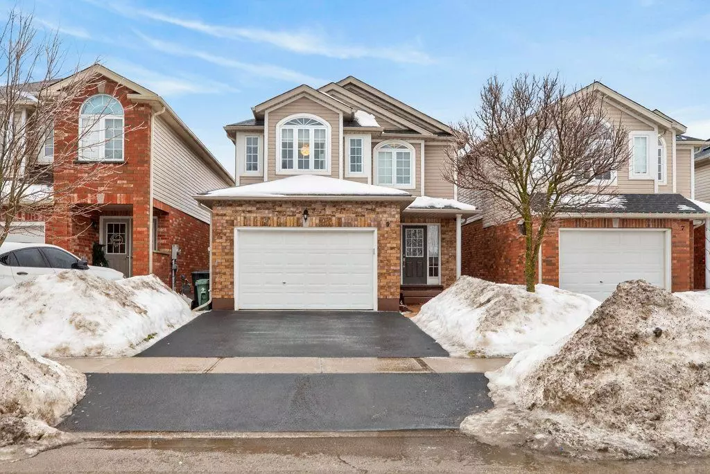Guelph, ON N1G 5H5,9 Gosling GDNS