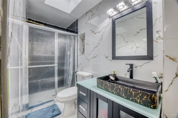 2738 Berry DR, Bloomfield Hills, MI 48304