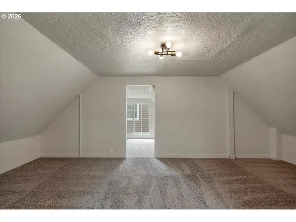 2055 CARLETON WAY, Salem, OR 97301