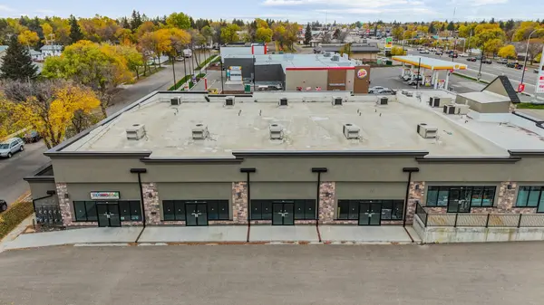 5703 48 AVE #102, Camrose, AB T4V0J9