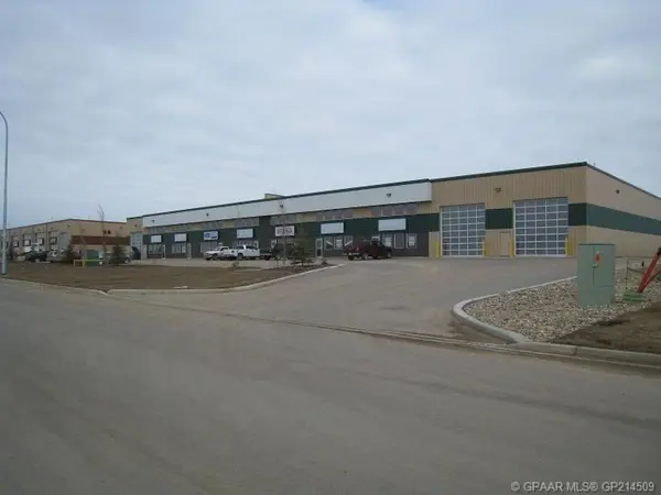 10602 79 AVE #Bay #6 & 7, Clairmont, AB T0H 0W0