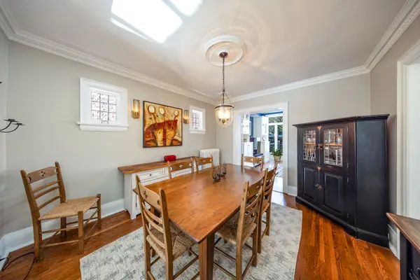 190 Snowdon AVE, Toronto C04, ON M4N 2B2