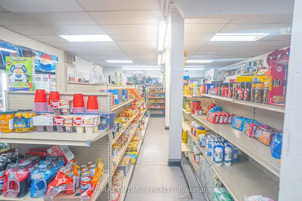 168 Bloor ST W, Oshawa, ON L1J 1P7