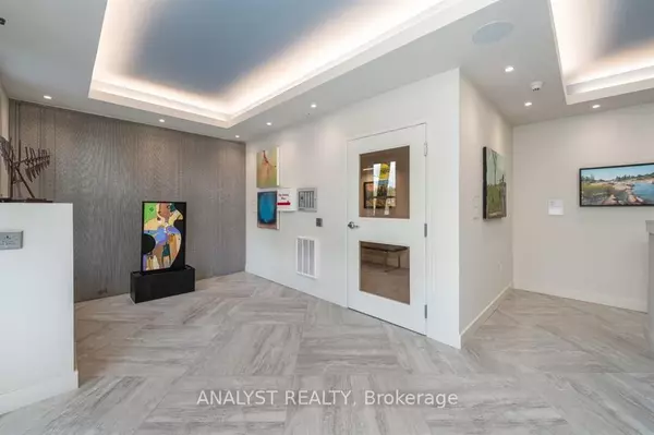 Barrie, ON L9J 0H5,306 Essa RD #404