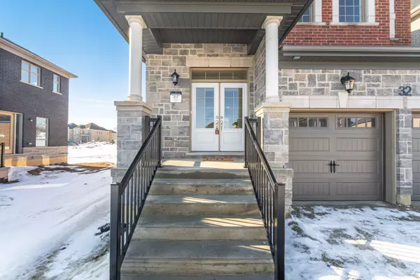 Caledon, ON L7C 4N2,32 Addison ST