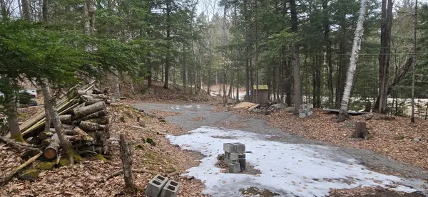 1061 Centennial Lake RD, Greater Madawaska, ON K0J 1H0