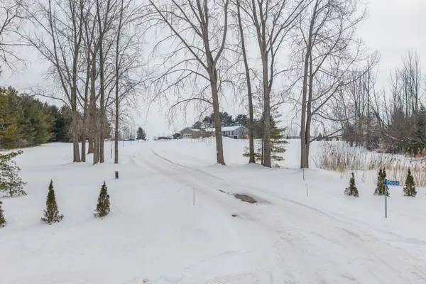 79904 Pondsview RD, Central Huron, ON N7A 3X8