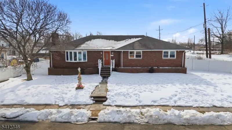 6 E 2Nd St, Woodbridge Twp., NJ 07064