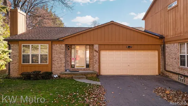 20903 Antique Court, Southfield, MI 48075