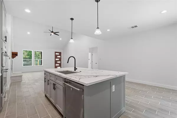 Sulphur Springs, TX 75482,330 MLK