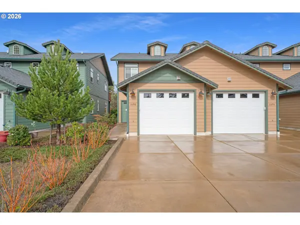 1690 32ND ST, Florence, OR 97439