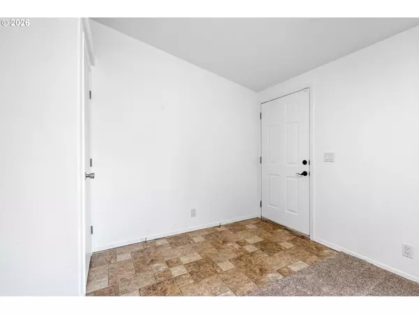 Portland, OR 97217,1501 N HAYDEN ISLAND DR #61C