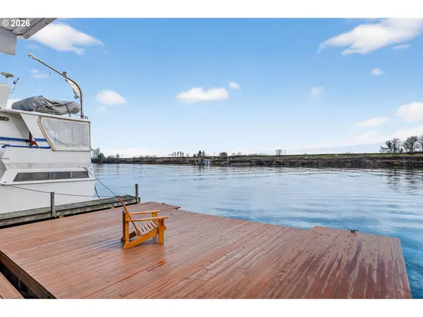 24600 NW St Helens RD #M50, Portland, OR 97231