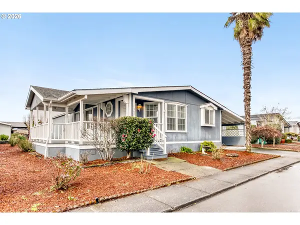 Forest Grove, OR 97116,1302 PIONEER WAY