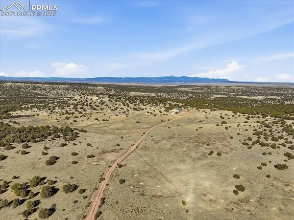 7825 Soda Creek RD, Pueblo, CO 81005