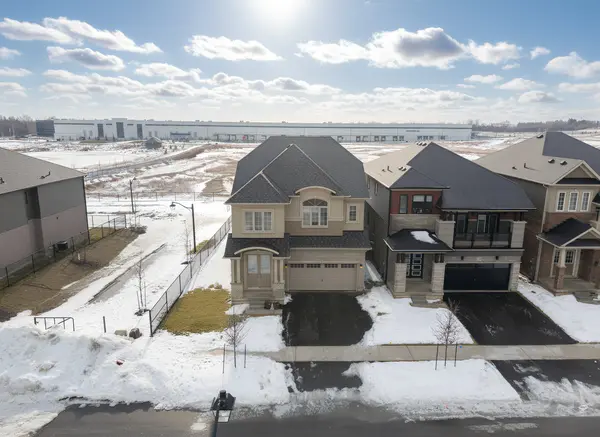 Brant, ON N3L 0M1,90 Hitchman ST