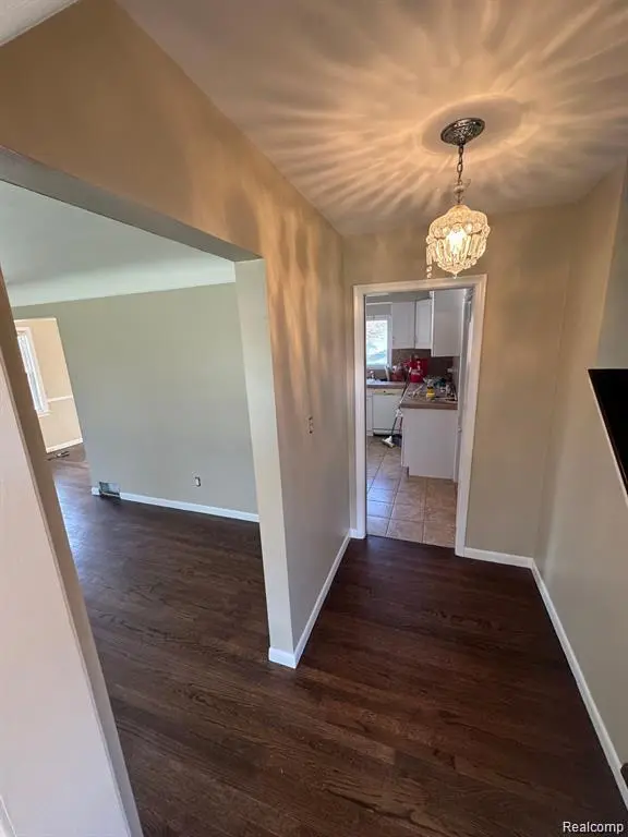 18259 Spring CT S, Fraser, MI 48026