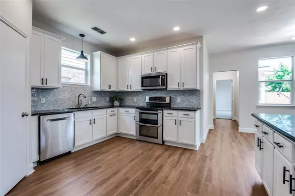 Waxahachie, TX 75165,1618 Wildflower Drive