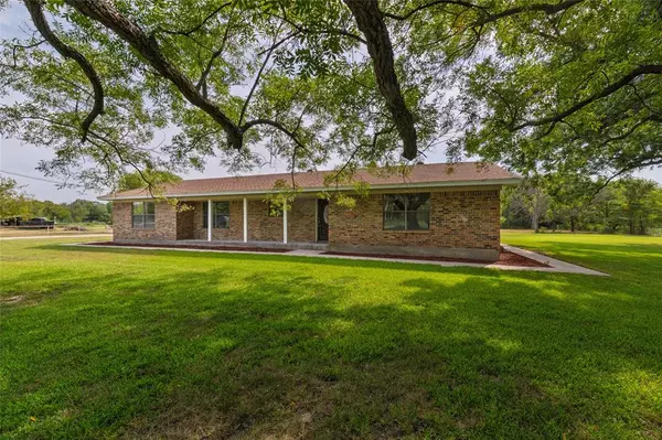 Gainesville, TX 76240,2566 County Road 147