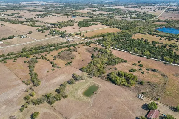 6504 E Interstate  30, Campbell, TX 75422