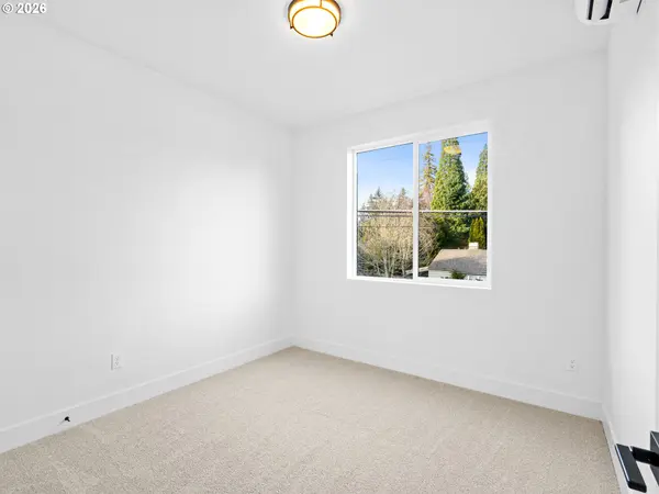 4526 SW Garden Home RD, Portland, OR 97219