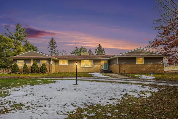 1575 Kellogg RD, Genoa Twp, MI 48114