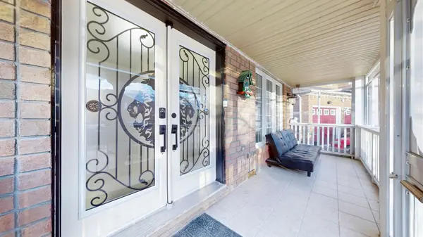 39 Hoptree AVE, Toronto E11, ON M1X 1Y3