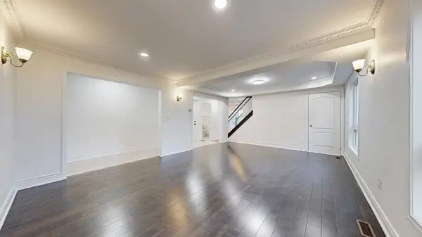 39 Hoptree AVE, Toronto E11, ON M1X 1Y3