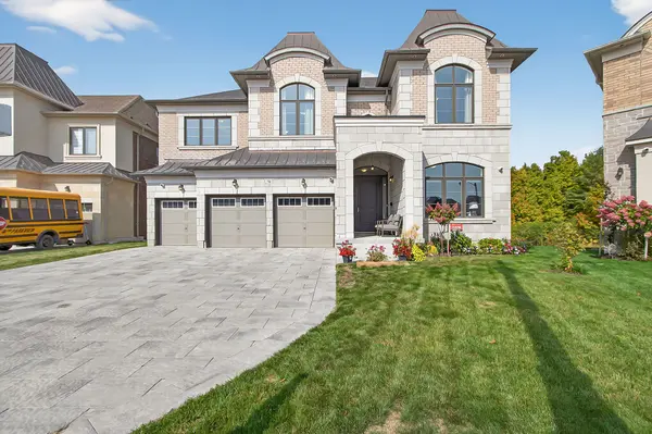 70 Appleyard AVE, Vaughan, ON L4H 4N3