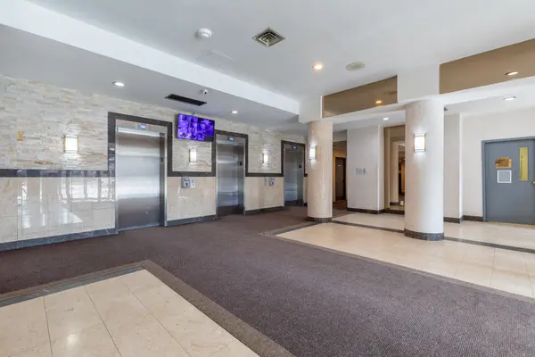 2901 Kipling AVE #501, Toronto W10, ON M9V 5E5