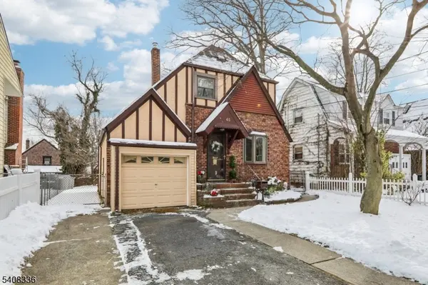 45 Marlboro Rd, Clifton City, NJ 07012