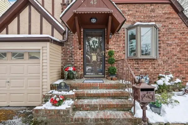 45 Marlboro Rd, Clifton City, NJ 07012