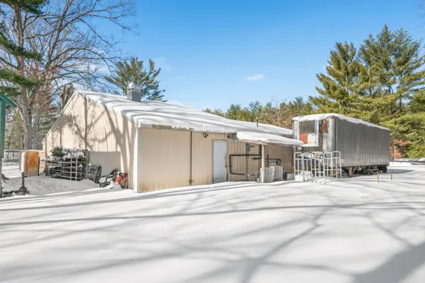 19055 12 Mile RD, Mecosta Twp, MI 49307