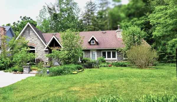 3528 Glenhaven Beach RD, Innisfil, ON L9S 2Z3