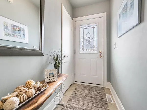 Brantford, ON N3R 1X1,20 Hillier CRES