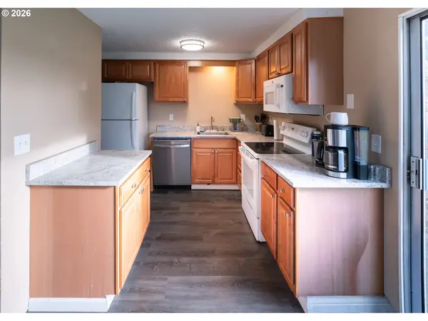 172 NORMAN AVE, Eugene, OR 97404