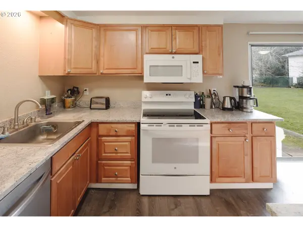 172 NORMAN AVE, Eugene, OR 97404