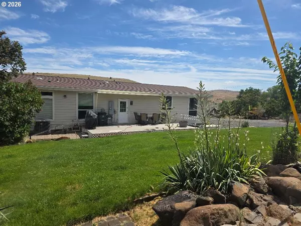 Maupin, OR 97037,624 DUFUR AVE