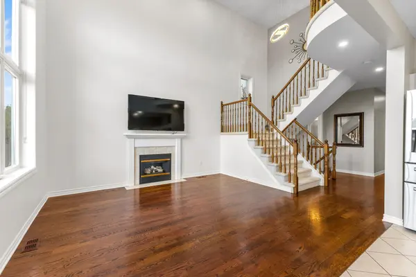 2014 Jasper AVE, Hunt Club - South Keys And Area, ON K1V 1Z5