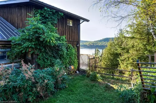 Frontenac, ON K0H 2M0,9055 ROAD 509 N/A