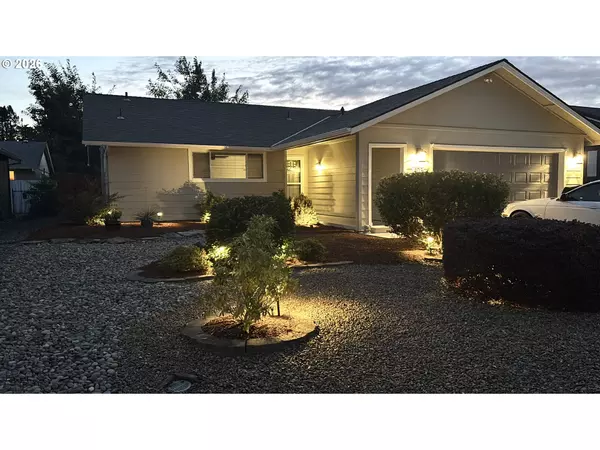Woodburn, OR 97071,403 E CLACKAMAS CIR