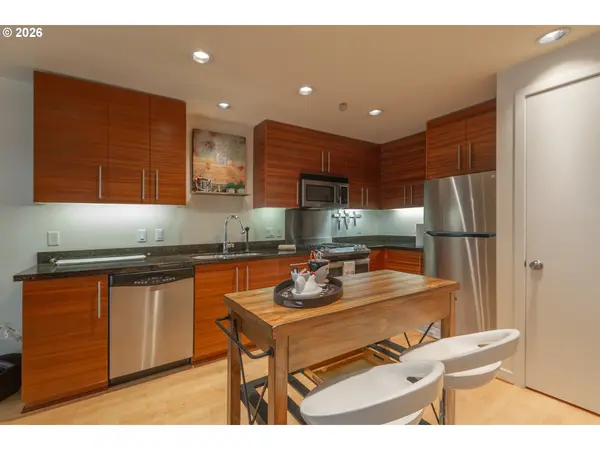 1830 NW RIVERSCAPE ST #307, Portland, OR 97209