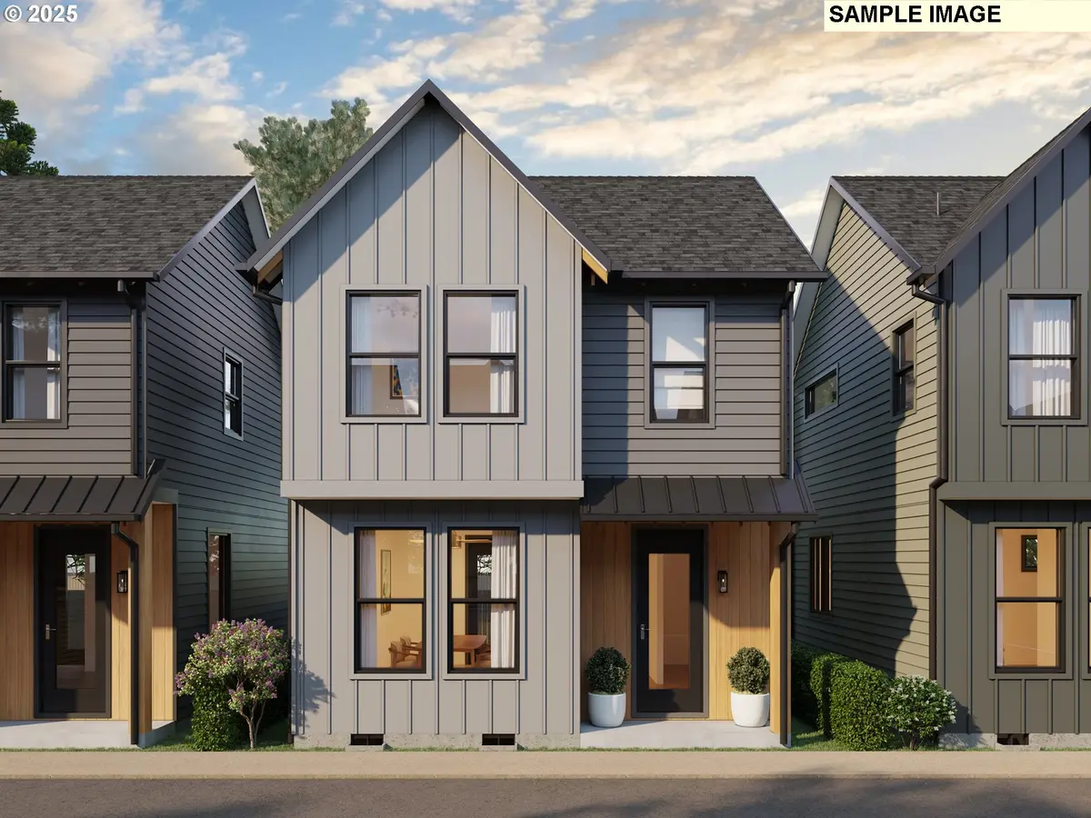 6037 SE TENINO ST #B, Portland, OR 97206