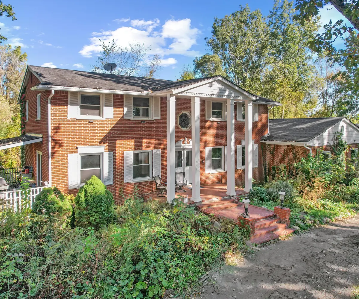 48000 Eight Mile W, Novi City, MI 48167