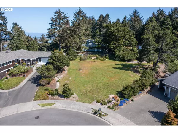 Bandon, OR 97411,576 Klamath AVE NE #1101