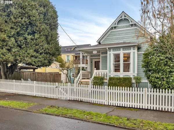 409 3RD ST, Oregon City, OR 97045